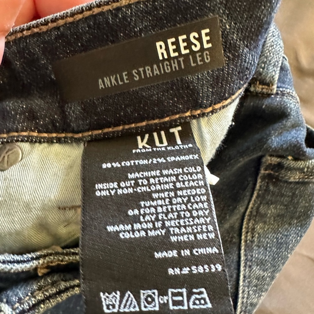 Kut from the Kloth Dark Blue Denim Stretch Reese Ankle Straight Leg Jeans Size 4 - Picture 5 of 9